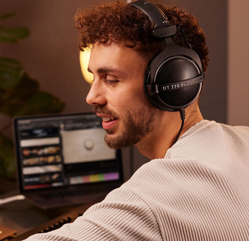 DT 770 PRO Black (B-Stock): Studio headphones| beyerdynamic